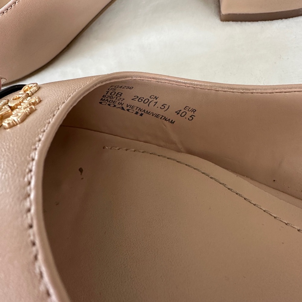 Coach Nude Black Cap Toe Erica Slingback Block Heel Pumps Women’s Size 10B - Picture 4 of 7